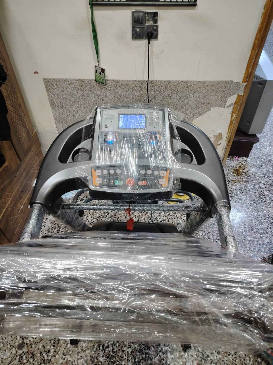 جهاز جري دبل ماطور وازنه 150 كلو  400 الف مستعمل قليل اتصل ***********
