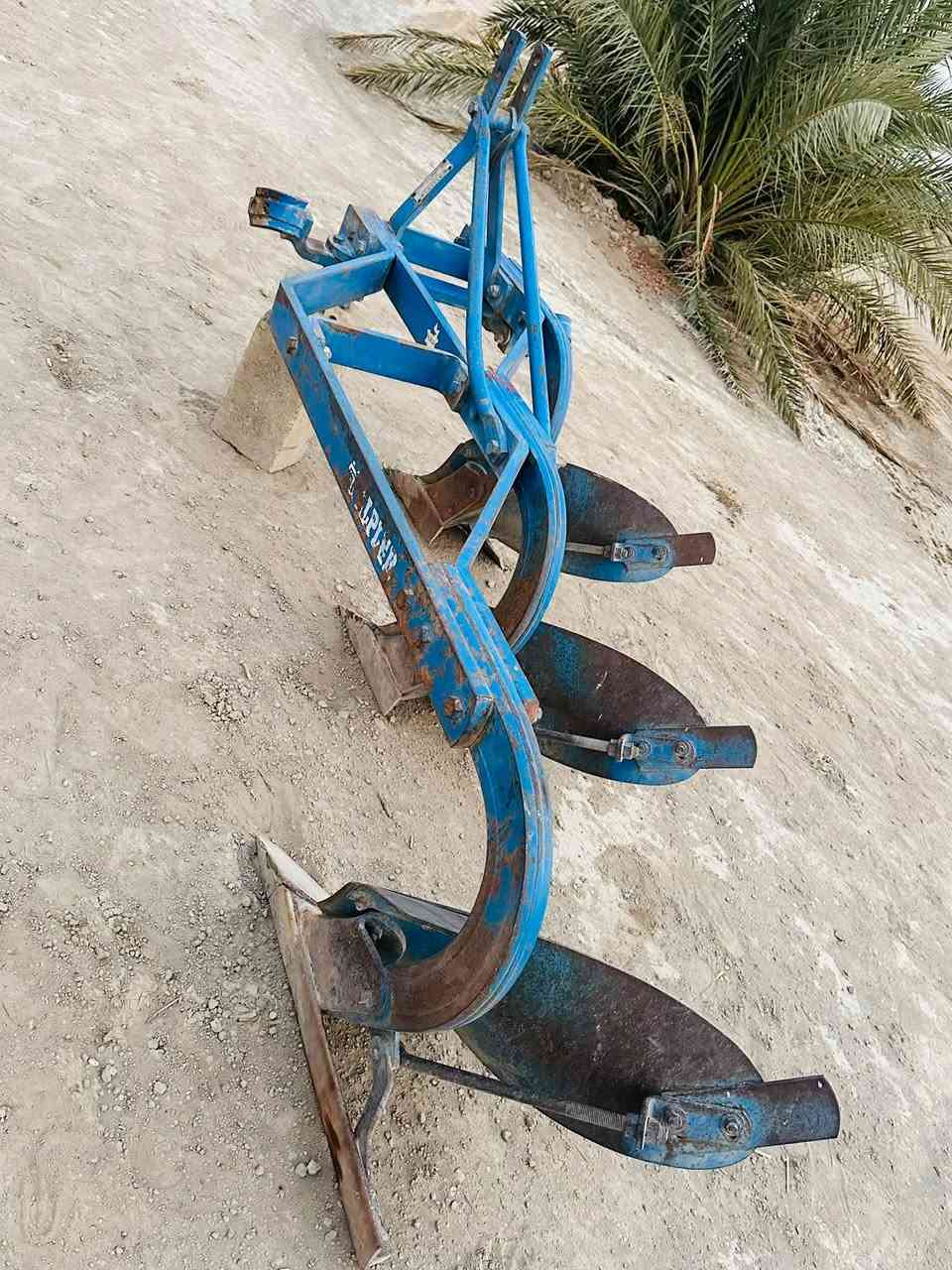 مركبة أخرى • بدون تفاصيل
