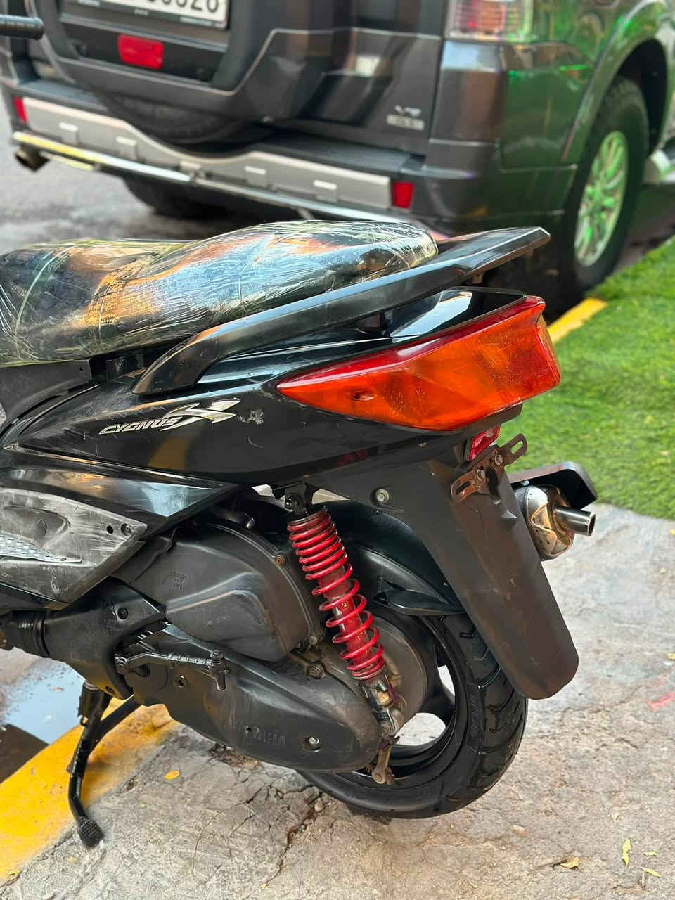 .
سلام عليكم🛵

سكنس فحل 140 جاهزه تفاصيل بفديو👇سعر(310)الاف قفل بدون عمله نهائيا مكاني بغداد الحريه رقم *********** وشكرا
