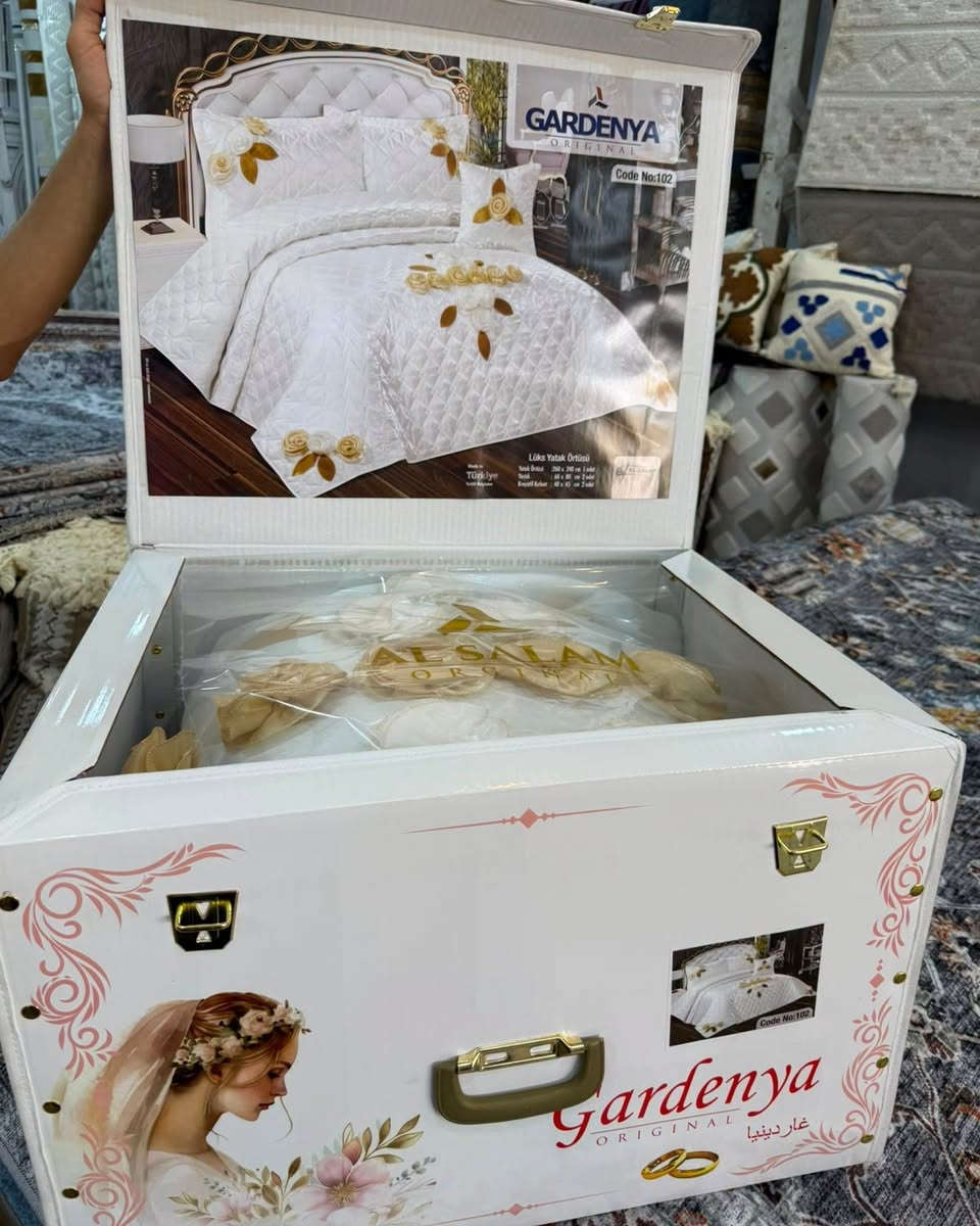 توفرت فرشة عرس 
والسعر عررض يومين ب49
للحجز والاستفسار مراسله الصفحة او وتساب 
***********
