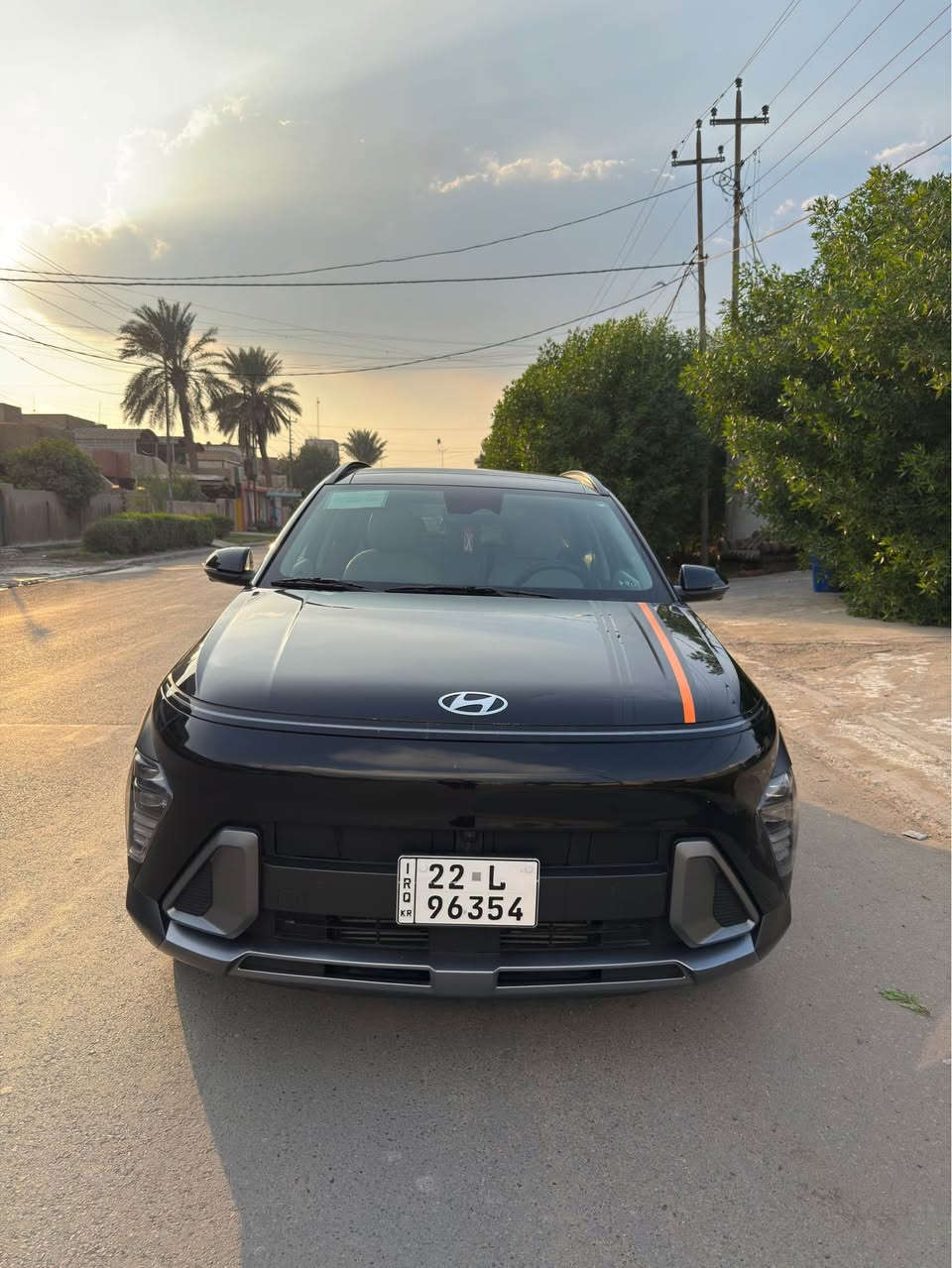هيونداي كونا اعلى فئة Kona HTRAC limited 2025
نسخة دعاية الشركه برفاهيه المواصفات اللون الاسود الميتاليك مطعم بالتيتانيوم
(على وضع الشركة بجم كبس خلفي كبس دواخل زيرو )
المواصفات 
_كاميرات محيطيه عدد 4 تقنية 3D 
_ تقديم ورجوع عبر البصمه وتشغيل عن بعد وفتح لمس
_  شاشة متصله بالدشبول شاشتين متصلتين مقاس 12.3 بوصة لكل منهما (لوحة العدادات وشاشة المعلومات والترفيه).يعرضن 8 وضعيات كاميرات
* نظام صوتي فاخر من B0SE ودمام وسحن وايرليس 
* مكيف هواء أوتوماتيكي مزدوج المناطق.
_رادارات وحساسات 360 درجه الكترونيه وتلقائية 
-  نظام الحمايه العام  الجديد كلياً من هيونداي
- نظام كار بلي واندرويد اوتو الجديد كليا بدون كيبل وايرليس— انارة محيطية ليزر بكافة الالوان تحكم تلقائي 
-كشنات ملكي الجلد الابيض الفاخر مع تحكمات كهربائية مع التبريد والتدفئة ومقصورة رياضية بنظام الذكاء الصناعي
-بصمة لمس صندوك كهرباء وفتح وغلق عبر البصمه
كير الجديد من كونا تعليك بالستيرن 8 سرعات والمحرك (1.6 T-GDI) الجديد رياضية رزانه واقتصادية جداً دفع أمامي قياسي، مع توفر نظام الدفع الرباعي.
-بانوراما مع مرأة ذكية
-نظام التوجيه الذكي عبر صوت السائق وقيادة ذاتية واتو هولد 
أنظمة الأمان
* نظام مساعد تفادي الاصطدام الأمامي.
* نظام البقاء في المسار.
* نظام مراقبة النقطة العمياء.
* تنبيه حركة المرور الخلفية والاماميه والجانبية
* مثبت سرعة ذكي متكيف بالنظام الجديد 
* نظام مراقبة انتباه السائق 
* ملاحظة بعد هوااااااي مواصفات مذكرتها
ضرر السيارة / تبديل بابتين اصليات فقط طخه بسيطه جداً جداً وموجوده بالصور  وموجوده كاله التقارير والفديوات من المزاد الى وصول السياره مع وجود شخط ورصعه 
سنوية 2030علما دخولها وتسجيلها 2024بلسنويه
ارضيات كتلوكات سبير عدة ( كلهن بعدهن شركه ممفتوحات)

العنوان : بغداد 
موبايل / *********** بغداد, العراق
