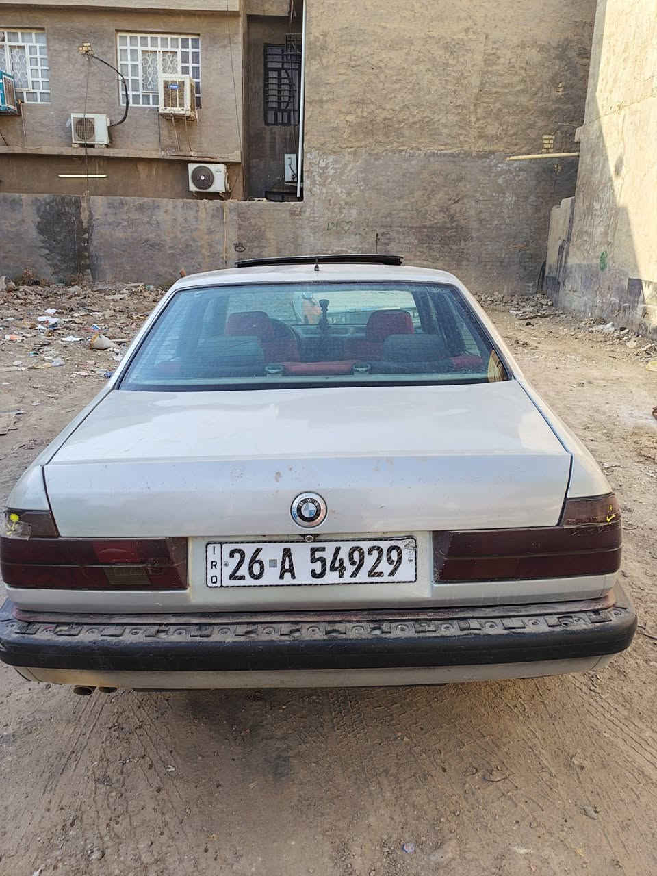 السلام عليكم
مستعجل عل بيع وينهم على باب الله 
السعر 18$
بي ام موديل 91
 محرك وكير نضيفات 
بدون ضربه صبغ  فقط رقم صلاح الدين دولي تحويل مباشر شباب السياره يرادله ترتيب يرادلها صليب مال كاردن
ابريك ضعيف جبت عنبار بس بعد مشاده
سعر كلش مناسب
مكاني بغداد ابو غريب واي استفسار الاتصال على الرقم
***********
***********
