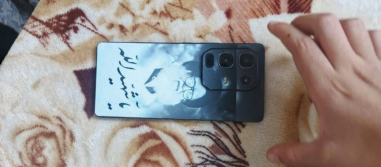 سلام عليك مرارخصت الأدمن
موبايل انفنكس نوت 50
جهاز جديد استعمال قليل
مع ملحقات كامله
شاحنه 45واط
وشاحن لاسلكي 30
 كارتونه الأصلية
العنوان بغداد الحسينيه مال راشديه
سعره280وبي مجال
الستفسار ***********فقط واتساب
الستفسار***********فقط عل رصيد

