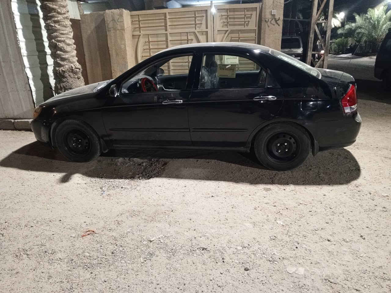 سلام عليكم كيا سبكترا موديل8 بسمي   بيع او مراوس بتكسي سياره جاهزه من كلشي مابيها اي نقص مكانها بغداد ***********
