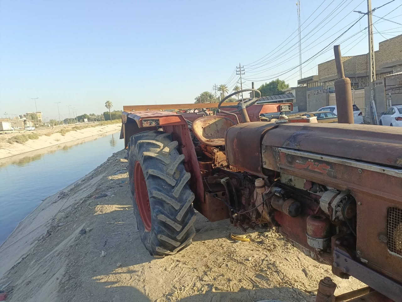 مكينه عنتر للبيع موديل ٨٢ رقم بابل بس بدون تحويل مكينه جاهزة السعر ٣٥٠٠ وبيها مجال عنوان كربلاء طويريج الحولي كنطرة العيوج ***********..***********
