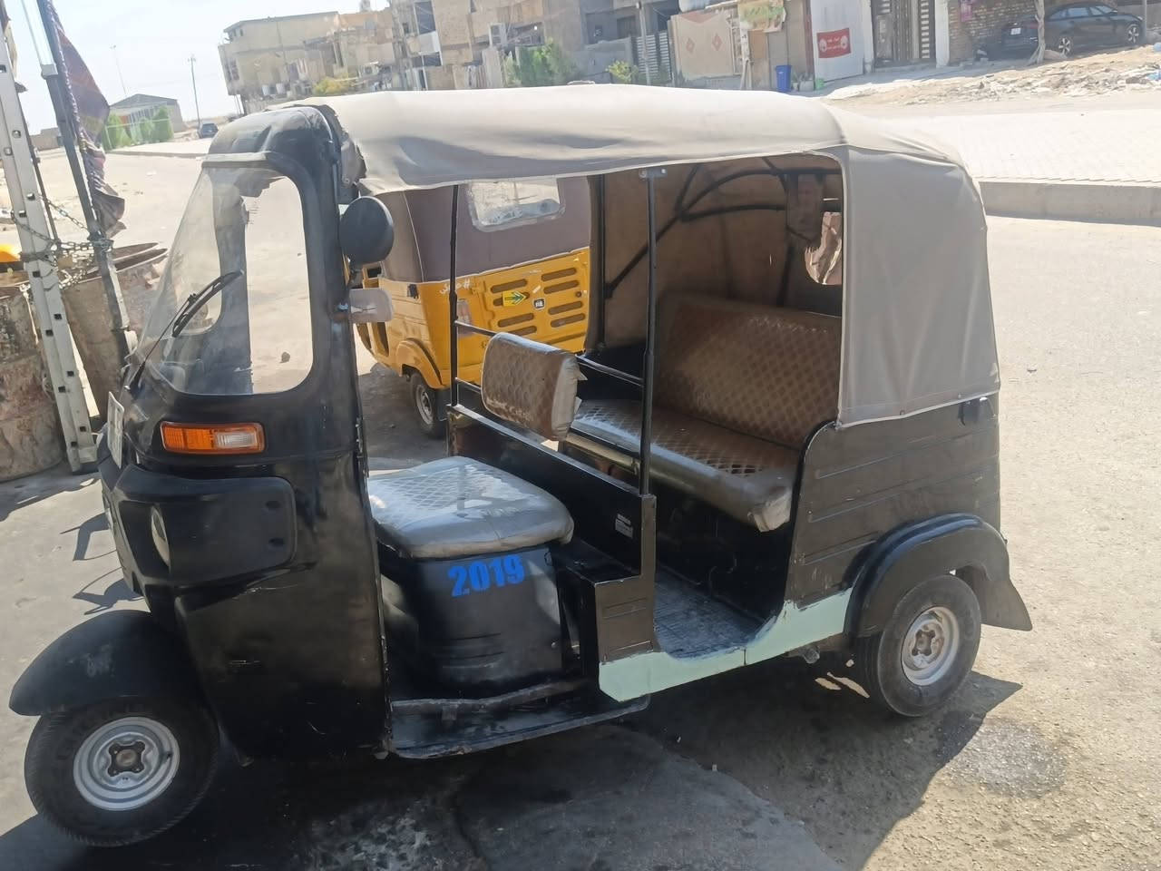 البيع موديل 19 بلاديه مكينه لا تنقيص ولا تبخير كفاله من ضربه دوس معمره يحتاجلهن صبغ  مكان الحسينيه راشديه سعر/  ٥٨٥٠ بيهه مجال  / ٠***********
