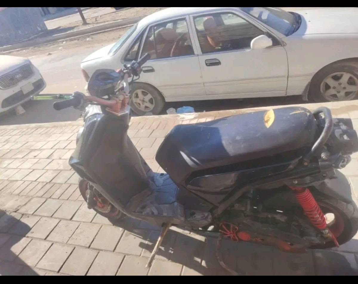 دراجه سكنس جبلي للبيع(( محوره كابريتر)) كوم حديد العنوان بغداد مدينه الصدر 
للاستفسار ***********
الدراجه ابيعها الك طافيه
السعر: 200قفل
