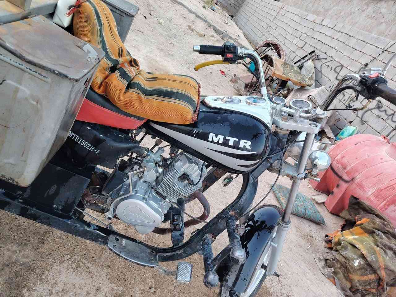 سلام عليكم ستوته للبيع موديل 19وراق ستنساخ مكاني نجف حيدريه خان نص محرك 24كرهبيات كلها شغاله باتري جديد سعر 1200وبيها مجال للشراي لاتصال ***********

