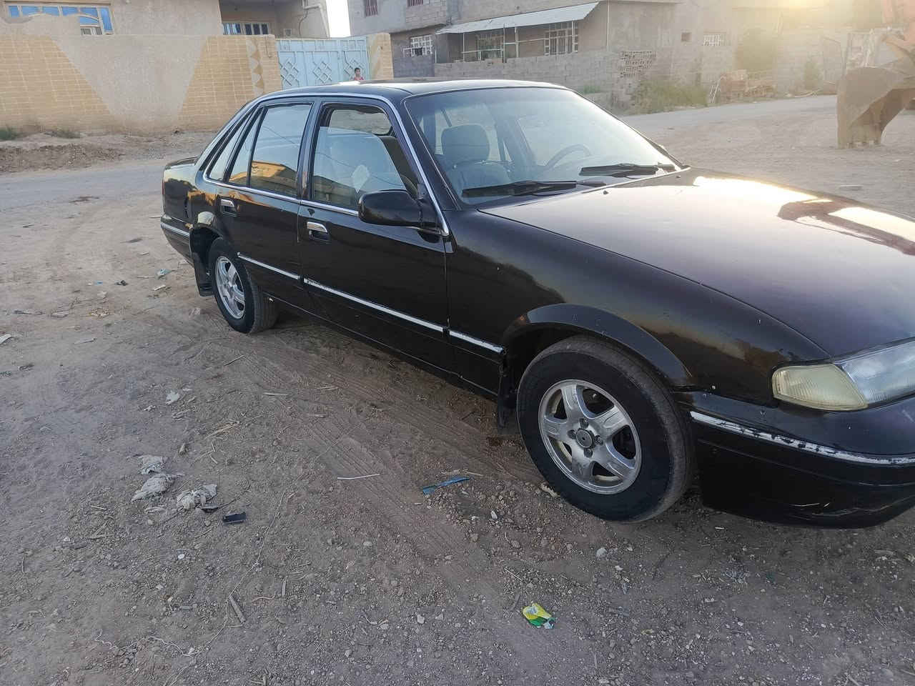 برنس فراشه للبيع موديل ٩٦ اوتو محرك مسكر نضيفه وجاهزة رقم بغداد نكليزي شراي يتصل ويدلل هاتف ***********
