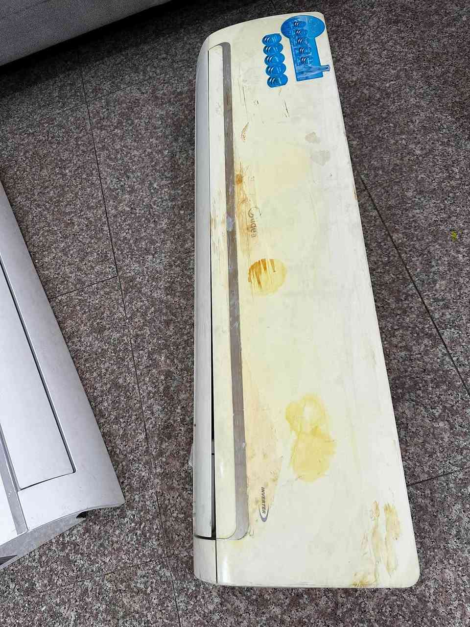 السلام عليكم سبلت ميديا طنين انفيرتر و سبلت ال جي طن ونص انفيرتر قطع داخلية وخارجيه فقط 
السعر 650 اثنينهم  قفل مستعجل على بيعتهم 
الرقم ***********
