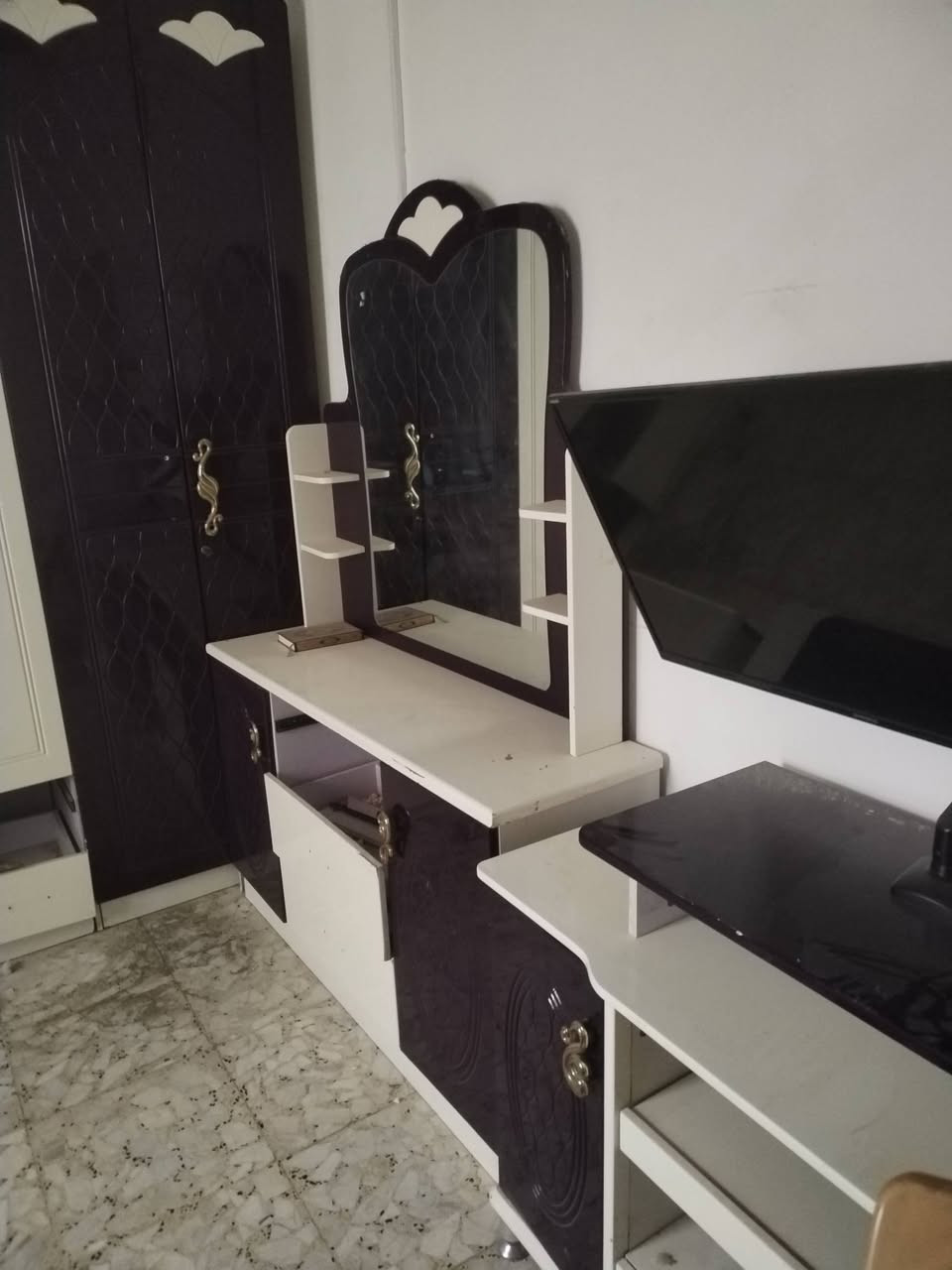 غرفة جاهزة • كاملة • نظيفة