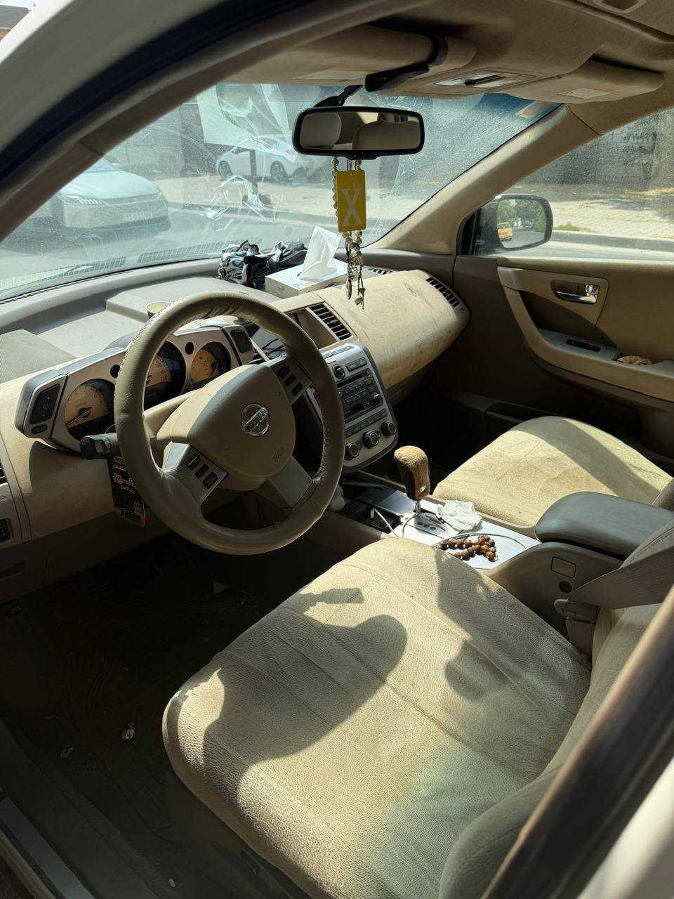 السلام عليكم
عندي نيسان مورانو ٢٠٠٨ خليجي سياره حلوه وفول مواصفات سلايد وبصمه جلد وفور ويل وكرسي كهرباء تبريد شغال كير مكفول بس محرك بي خيط بدايه تبخير ومماثر أي خربطها مابيها 
للبيع أو مراوس بسبعه راكب والفرق جاهز
 مكان بغداد {  *********** }
السعر  65
سياره رقم بغداد باسمي
