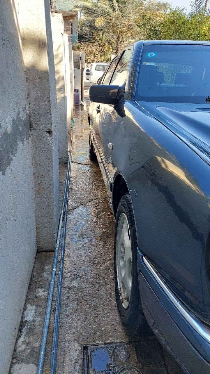 مرسيدس ام عيون • ١٩٩٦ • ٤٢٠ ثمانيه