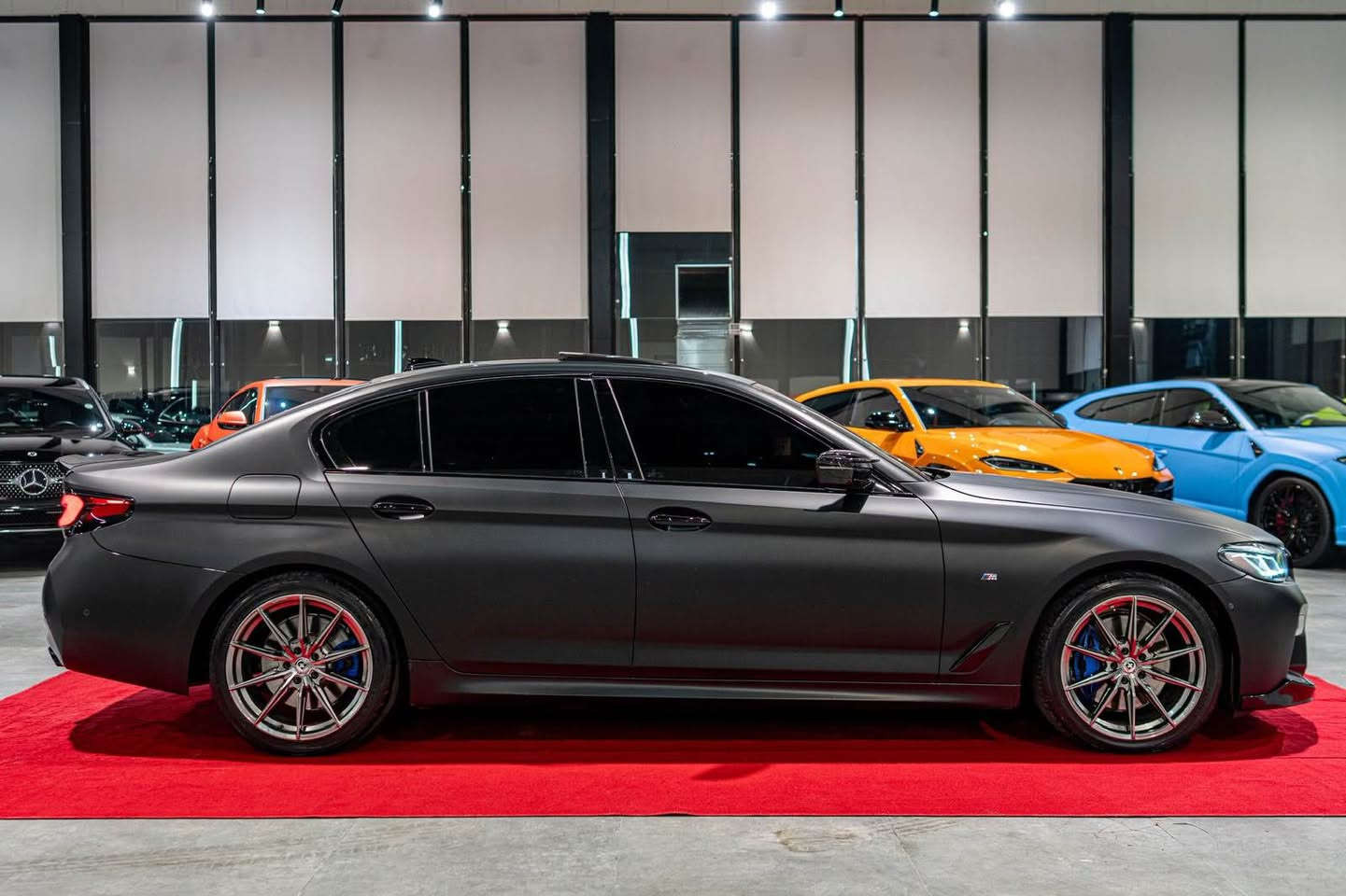 Bmw 540 2021 
قطعتین صبغ بدون داخل ارباگ سیستم مکان سیارە اربیل 
سعر 3 شدات 50 الف ماشی للتفاصیل اکثر 
***********
*********** أربيل, العراق

