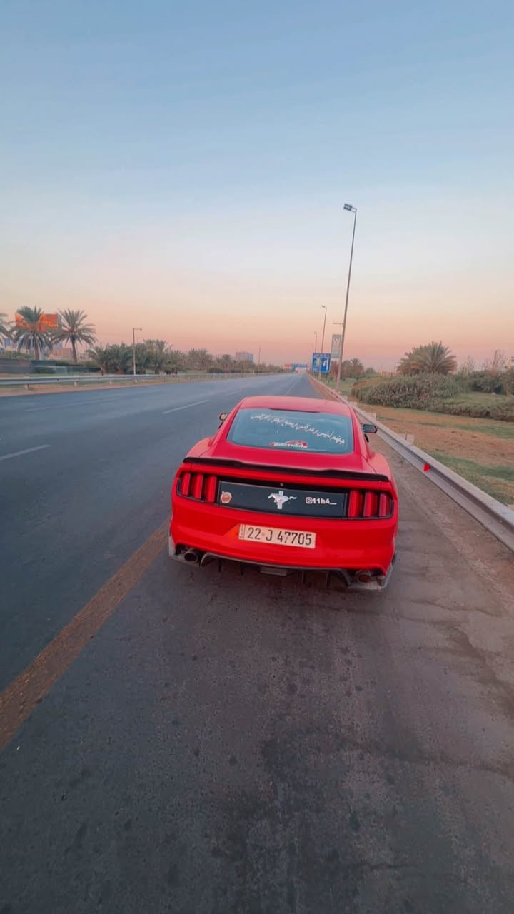 موستنك ١٦ مراوس بربع بوب. سياره عليه ادامه كامله وبرمجه فور برذرز يم طلال بسمي سياره حادثه جاملغ خلف وبنيد 
*********** بغداد, العراق

نص مكتوب في الصور:
- 09:08 pm Saturday الممول ے