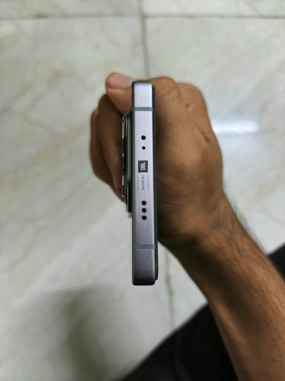 أنفنكس نوت 50 برو بلس 5G جهاز فلاكشب معالج 8350  ببجي 120 فريم. شاشه 144 هيرتز. كامرا جداً راقيه 100X شاحن 100 واط يدعم الشحن الاسلكي 50واط ذاكره 256 عشوائيه 12+12 بدون ملحقات كلشي ماوياه سعر ٤٥٠ بي مجال مكان بغداد شعب سريدا
***********
