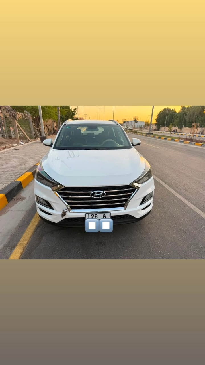 Tucson 2019
السعر 185 ورقه و بيه مجال 
رقم نجف دولي 
سنويه 29 
باسمي تحويل مباشر 
مواصفات معروفه بدون بانوراما 
بصمه 
لايت خمس عدسات 
مكفوله من الضربه و الصبغ و الحالوب و التبديل عدا دعاميه اماميه وكاله و ملاحضات بسيطه 
جاهزه من كلشي 
ماشية 141 
مكاني نجف
***********
