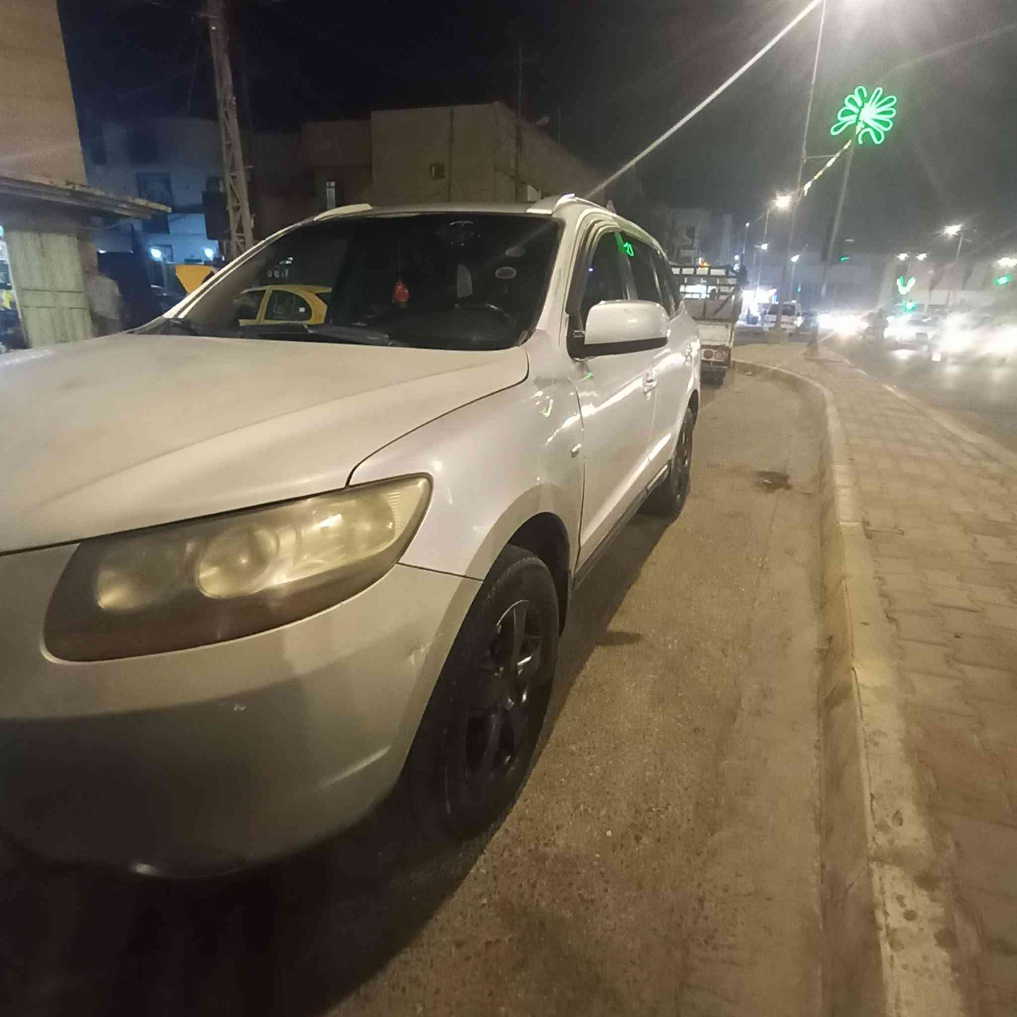 سلام عليكم سنتافيه ادوات ادوات سياره كير ومكينه وحداديه كله كفاله تبريد ثلجج تخم تاير جديد سياره ما عايزه برغي واحد تجي شغل وتوروح سياره كاز كاز متوم ارقام سنويه طبق لاصل تجي دك حاسبه وباقي تفاصيل تصل عله رقم *********** السعر 41
