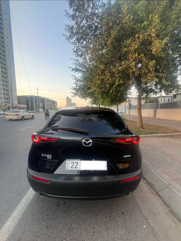 Mazda Cx30 2024 S Premium
فوول مواصفات 
مەکینە 2.5L بێ تۆربۆ
هەزەی تازەیە و رەقەم جاهز 
تەنها 19 هەزار Km ڕۆشتووە

سێ پارچە و پەڵەیەک بۆیاغە
3MVDMBDM7RM685797
بەشەرتی گێڕ و مەکینە و کارەباییات و هەموو شتێک

لە هەولێرم ***********
تەفاصیلم داناوە 
موشتەری پەیوەندی بکات
