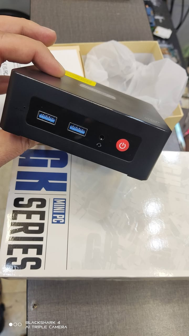 GK MINI PC
المعالج:Intel Celeron j4125

الرام: 8GB DDR4

التخزين: 128GB

Windows 11 Pro

Wi-Fi 5 + LAN Gigabit

السعر: 95 ألف دينار

المكان: كربلاء 

يوجد توصيل لجميع المحافظات 🚚

للتواصل خاص

نص مكتوب في الصور:
- BLACKSHARK 4 AI TRIPLE CAMERA