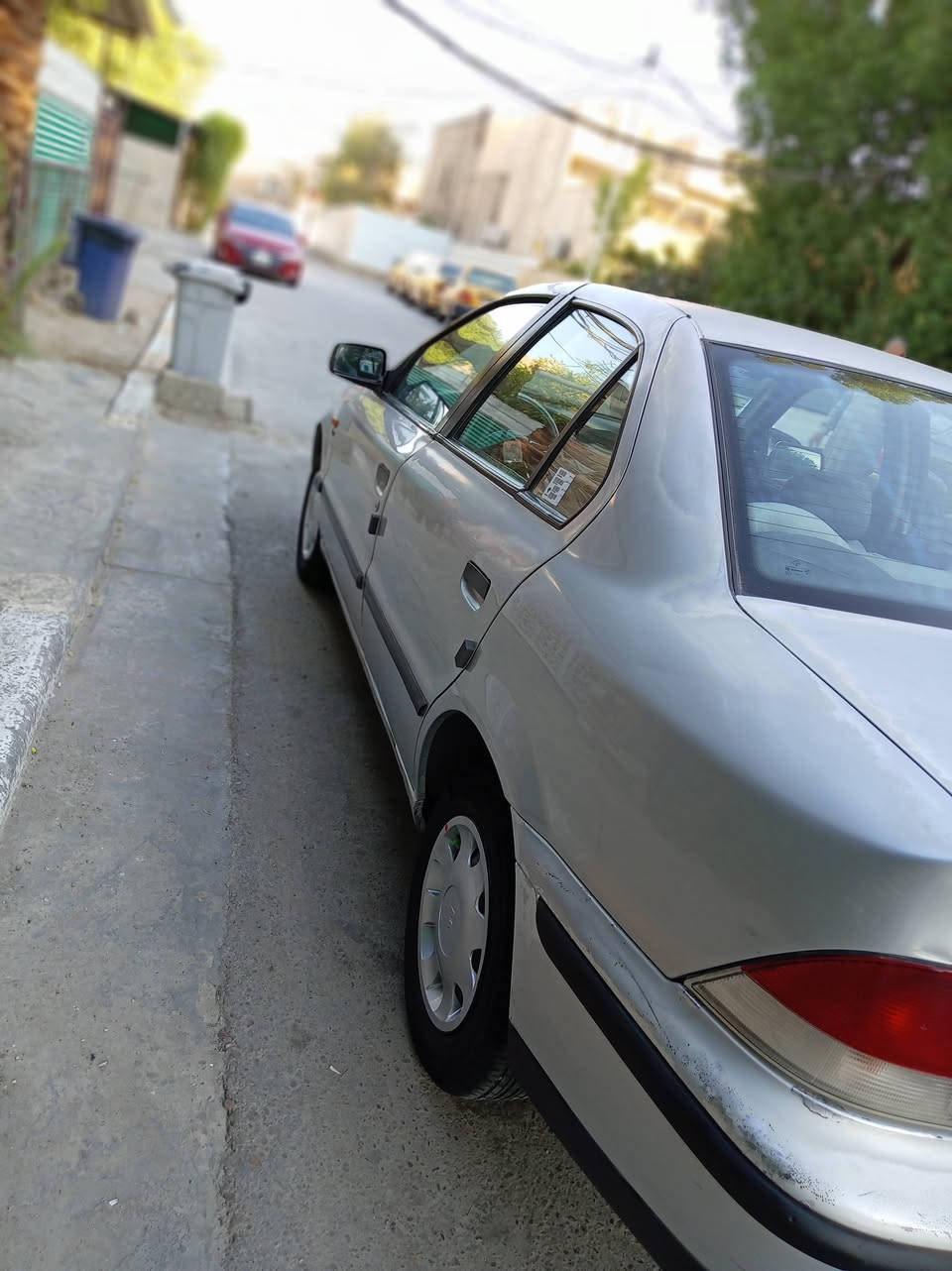 سلام عليكم سمند موديل 2007 بيها صبغ ربع باب السايق والباقي مكفول مكينة كير حدادية تبريد تخم تاير خير من الله دواخل شركة غرفتها جديدة غرامة مرورية  مصفرة   رقم إنكليزي سنوية 29 السعر 34  وبيها مجال مكاني بغداد رقم الهاتف ***********
