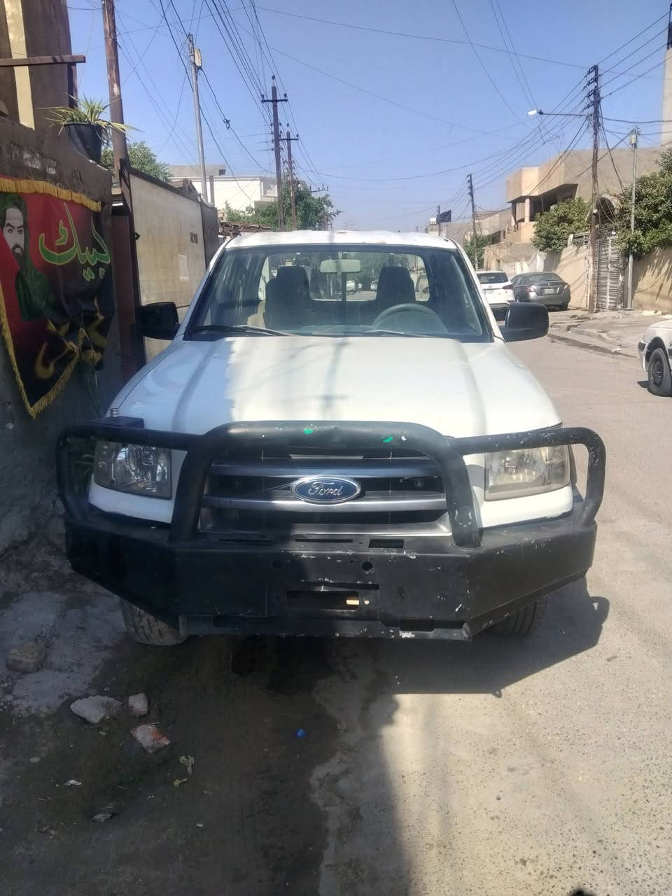 سلام عليكم  فورد رنجر مال مزاد وزارة الداخليه
موديل 2008 شغاله وكامله نقوصات بسبطه 

السعر 32 وبيهه مجال  مكاني بغداد البياع
***********
