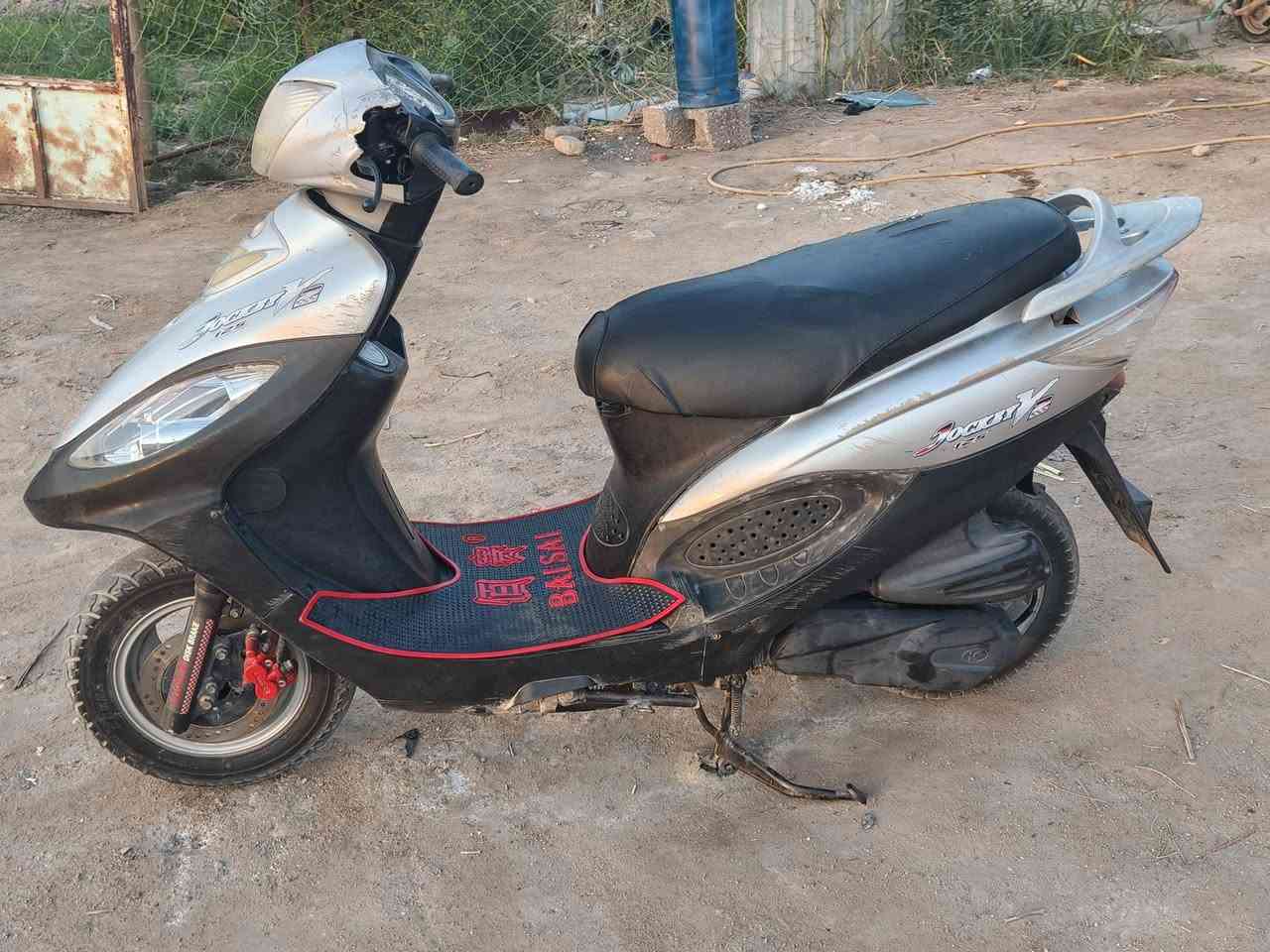 كامكو v2 موديل ١٢ محرك مفتوح كهربائيات كلها تشغل نگره سلف   السعر ٦٠٠ وبيها مجال للشراي مكاني الشطرة 
***********

