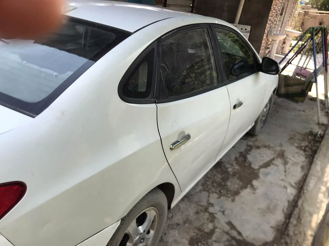الانتره موديل ١٠خليجي بيهه صبغ احزام ابدون دواخل رقم بغداد السعر ٨٠ورقه 
الرقم ***********
