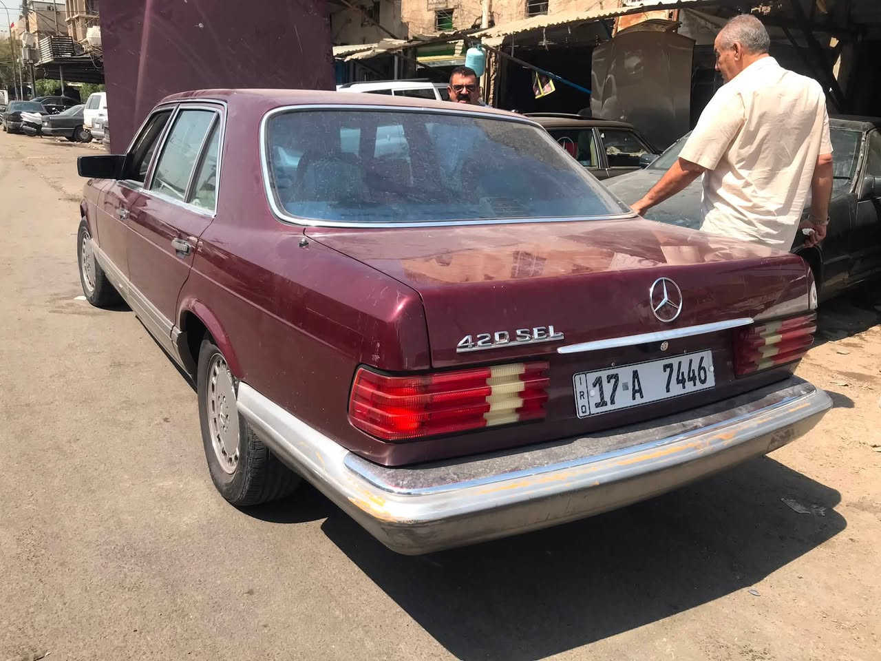 السلام عليكم مارسدس جامبو باب الطويل 420SEL محرك كير ابلادي كهربائيات ع وضع الشركه ماشيه ٩٢ الف حقيقي وارد امريكي مصبوغه عام بامريكا صبغ بلعراق مابيه فقط بامريكا داخل جلد نظيف موديل ١٩٩٠ تحويل باسم المشتري مباشر رقمه مميز والسعر ١١٥ بيه مجال وهذا رقم ابوحسين داود *********** مكان بغداد اني مكلف بنشر اتصل على راعيه
