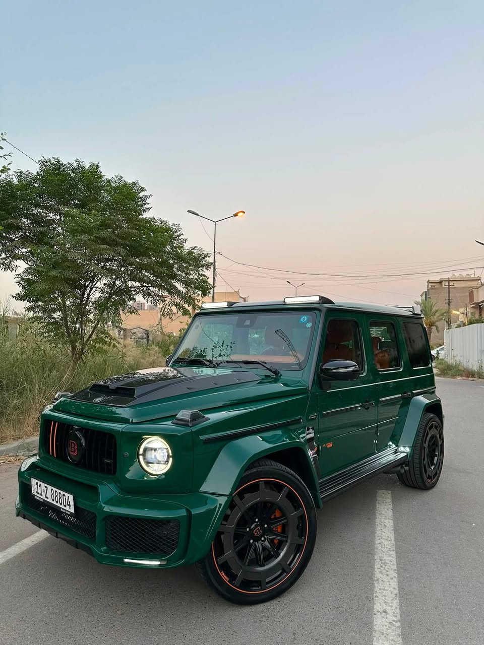 � للبيع أو المراوس حسب القناعة 🔥
🚘 Mercedes-AMG G63 Brabus 2020
كت Brabus الأصلي – وارد ألماني 🇩🇪

✨ أيقونة الفخامة والقوة • تجهيزات استثنائية • نسخة مميزة ونادرة في السوق العراقي ✨

🚘 نعمان أوتو | Numan Auto
ثقة التعامل • جودة السيارات

━━━━━━━━━━━━━━━

📊 الموديل: 2020

🇩🇪 الوارد: ألماني (استيراد خاص)

📄 الرقم: بغداد

📍 الموقع: بغداد

🛣 الممشى: 72 ألف كم فقط

⚙️ المحرك: 4.0L V8 BiTurbo AMG

💪 القوة: 585 حصان

⚙️ ناقل الحركة: AMG SPEEDSHIFT TCT 9G

🛞 نظام الدفع: AMG Performance 4MATIC AWD

━━━━━━━━━━━━━━━

💎 أبرز المواصفات:

✅ كت Brabus الأصلي بالكامل

✅ جنوط Brabus الأصلية قياس 22 إنج

✅ نظام عادم Brabus الأصلي

✅ داخلية جلد فاخر

✅ مقاعد كهربائية مع الذاكرة

✅ تبريد وتدفئة للمقاعد الأمامية والخلفية

✅ تدفئة الستيرن

✅ فتحة سقف

✅ شاشة MBUX الرقمية

✅ نظام صوت Burmester الأصلي

✅ كاميرات 360°

✅ حساسات أمامية وخلفية

✅ رادار أمامي Distronic

✅ المحافظة على المسار (Lane Keeping Assist)

✅ مراقبة النقطة العمياء (Blind Spot Assist)

✅ التعرف على إشارات المرور

✅ تشغيل بصمة + دخول ذكي (Keyless-Go)

✅ إضاءة LED Intelligent Light System

✅ نظام تعليق AMG Ride Control

✅ أوضاع قيادة متعددة
Comfort • Sport • Sport+ • Individual

━━━━━━━━━━━━━━━

🛠 الحالة بكل شفافية:

✔️ وارد ألماني

✔️ جاهزة للاستخدام مباشرة

✔️ نظافة عالية جداً

✔️ شرط الفحص بأي مكان

━━━━━━━━━━━━━━━

📍 الموقع: بغداد

📞 للاستفسار: مراسلة الصفحة أو الاتصال مباشرة

📲 واتساب: ***********

━━━━━━━━━━━━━━━

🚨 سيارة مخصصة للباحثين عن النظافة والتميز، وليست للمقارنة مع النسخ التجارية أو التجميع.

السعر يُناقش مع الجادين فقط.

#Mercedes #AMG #G63 #Brabus #GClass #BrabusG63 #MercedesAMG #NumanAuto #سيارات_بغداد #سيارات_العراق #للبيع #بغداد #ألمانيا

