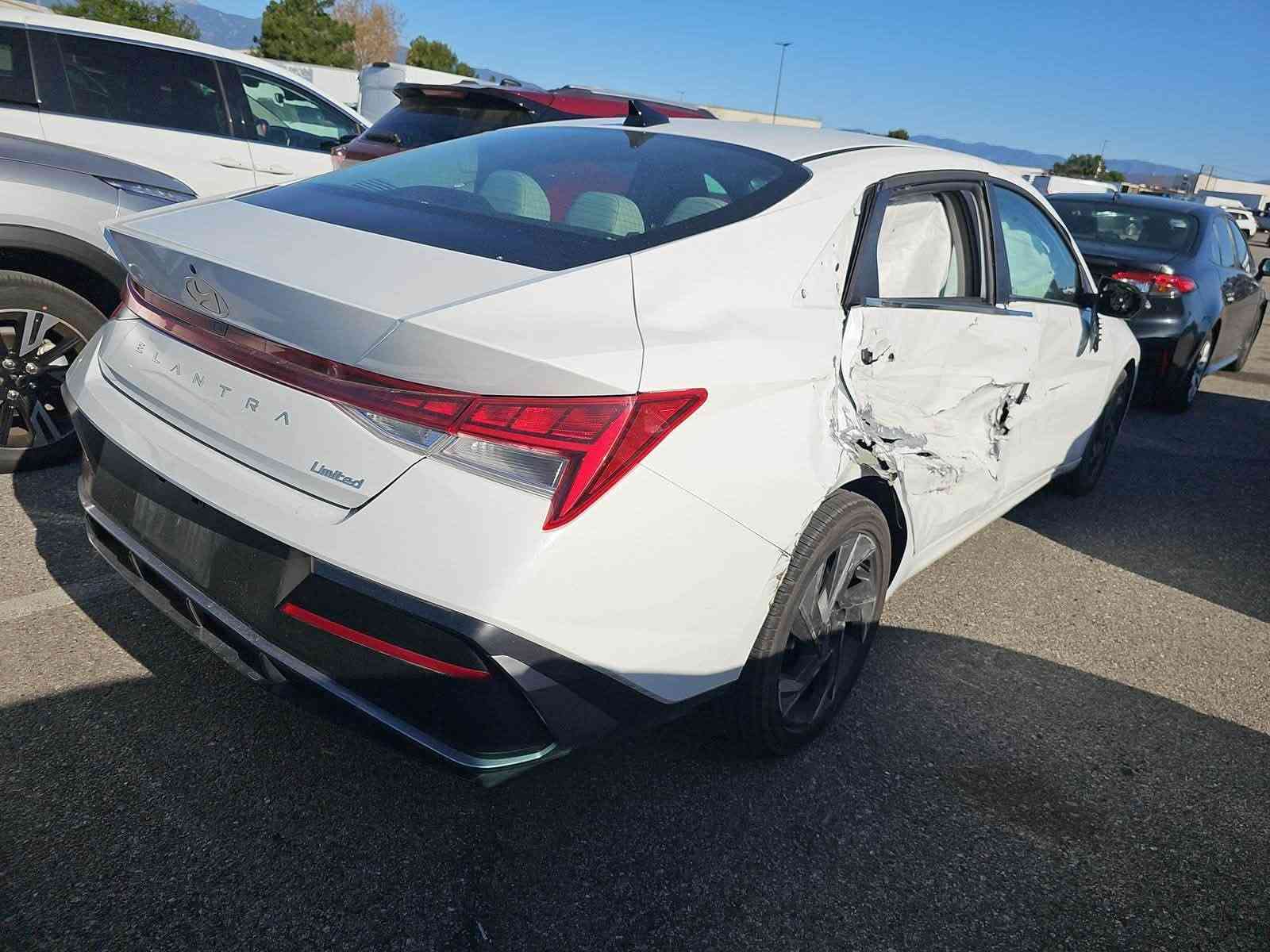 النترا مديل 25 فول مواصفات لمتدد 1/1 داخل ابيض دخول جديد بسمي رقم بغداد ماشيه 16 الف شاشه دجتل أناره داخليه بصمه فتحة جلد حادثها موضح بلصور السعر 170 مكاني بغداد ***********
