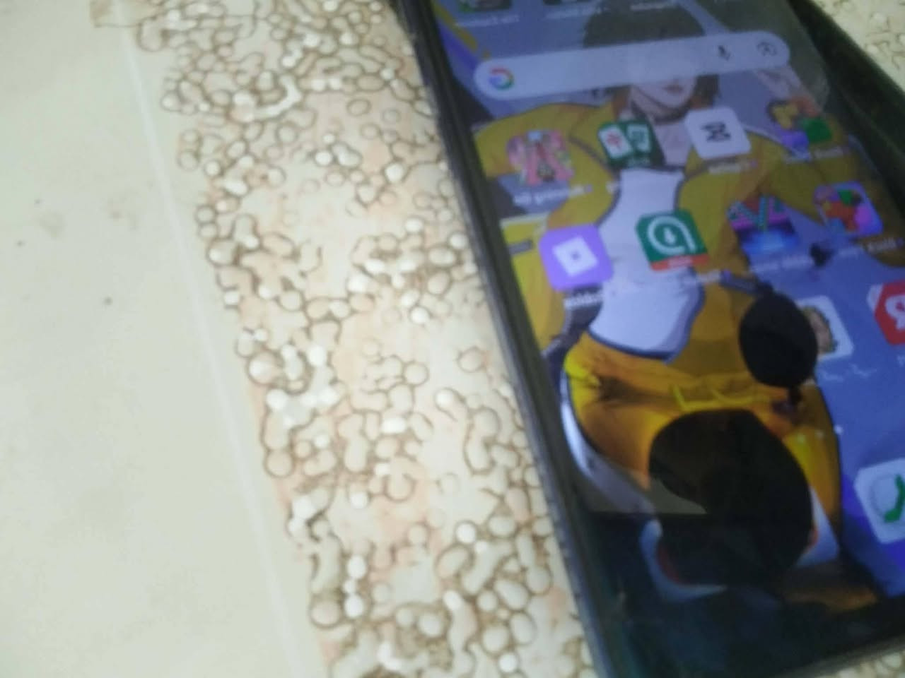 تكنو بوفا 5 بطاريه 6000 ذاكره 256 صوته ناصي بس مقاطع نخابره طبيعي بيه هاي ضربه جوه طكع ‏‪***********‬‏
