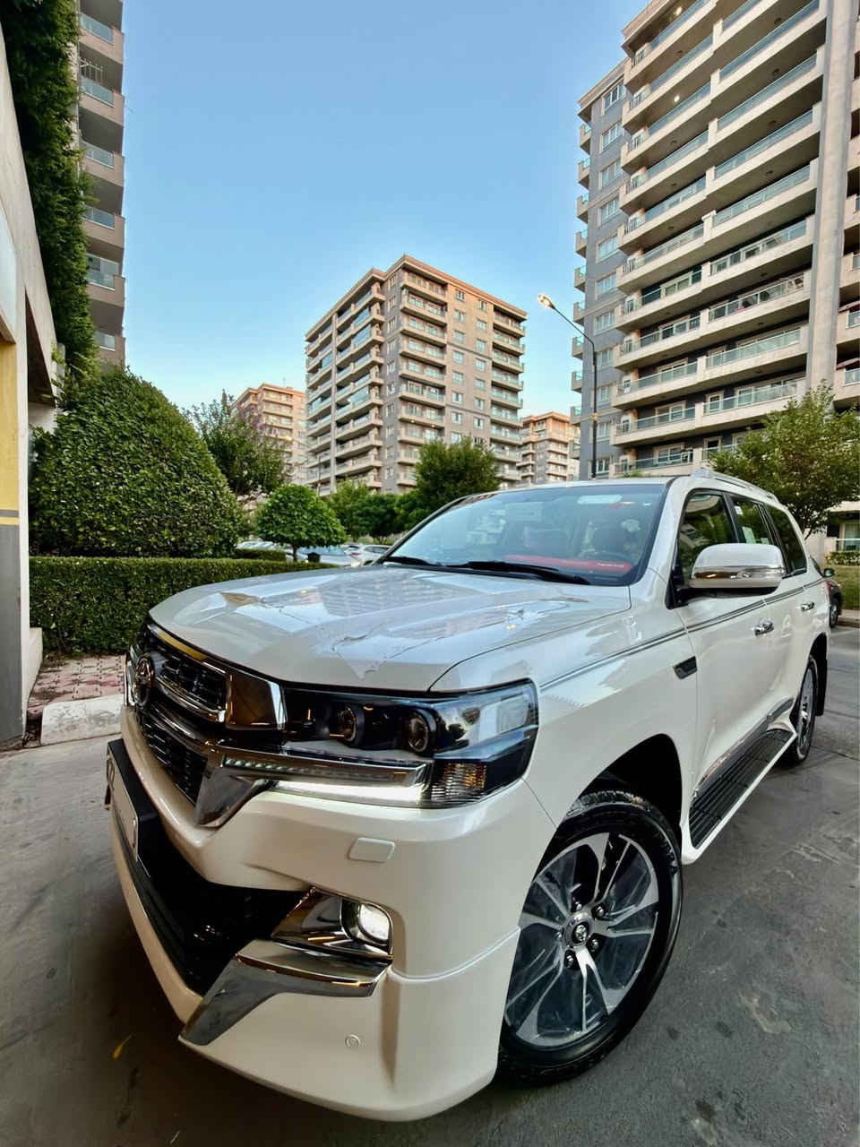 Land cruiser GXR  2021     V6  53,000km
Grand turing
🔻ارخص سعر بكل العراق
أخت زيرو بل كارتون 📦📦
‎🔹لاندکروزر 2021  ساز باب أول 
‎🔹محرک 6 سلندر 
‎🔹ماشي 53,000 ألف
‎🔹 بسمطين  +سماعة بيلادي +فرشات بيلادي مجوود 

‏‎🔹 مكفولة كفالة عامة من الدعامية إلى الدعامية
‏‎ 🔹 بدون صبخ .بدون بارد  ،بدون رصعات ،بدون حتى شخط
‏‎دعاميات هم بدون صبغ ،رمل مابي ،لحية بدون صبخ ..بقية كلها بشرط

‏‎🔹فول فول مواصفات
‏‎شاشة كبير لمس 5كاميرا حاسة
‏‎كاميرات 3 شاشات سيلاد فتحة سقف 
‏‎كشن جلد كشن كاراباي شحن موبایل  8 اريباك تبريد مركزية
‏‎بصمة تشغيل عن بعد باب جاك سلاجة ليد زينون 
‏‎تحكمات ستيرن دبل فوليوم فورويل هوك
‏‎سيارة بها 2 بصمة من شركة جديد جدأ 
‏‎سيـارة عل نظافتها احسبها صفر زيرو

🔹 تخم تاير دنلوب الاصلي

‏‎ 🔹محرك كير بشرط مامفتوح
‏‎سيارة حيل نظيفة كلشي عل بلاد لوك
‎سنوية زنكة كلشي جديد مدفوع لـ2031
‎باسمي السنوية بشرط تحويل و خرامة 
‏‎سيارة مابيـها دينار مصرف كامل من كل نواحي
سیارە رقم أربیل 
‏‎نفسي يوم /تحويل و وكالة حاظر 
‏‎مكانك /داخل سليماني

‎♦️سعر 548$
‎🔸موبايل/ *********** السليمانية, العراق
