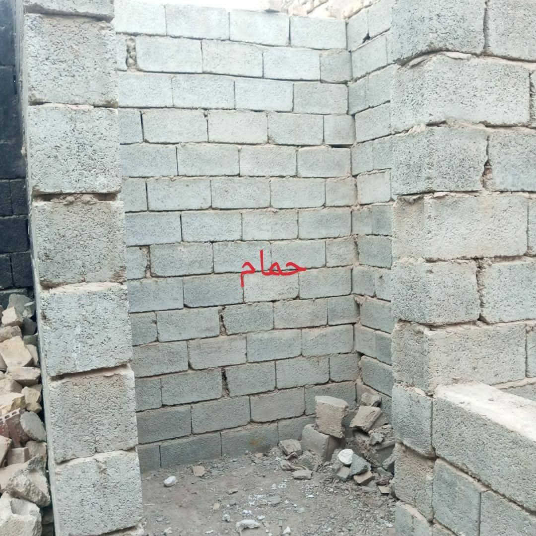السلام عليكم هيكل للبيع المساحة 125م زراعي سند 25 الموقع /قرية خليل الصالح فرع صيدلية ضحى جزمي قرب مولد منصور 
السعر خاص اتصل واتدلل للاستفسار او الاتصال على الرقم /***********

نص مكتوب في الصور:
- الصالة
- الصلبة
- حمام