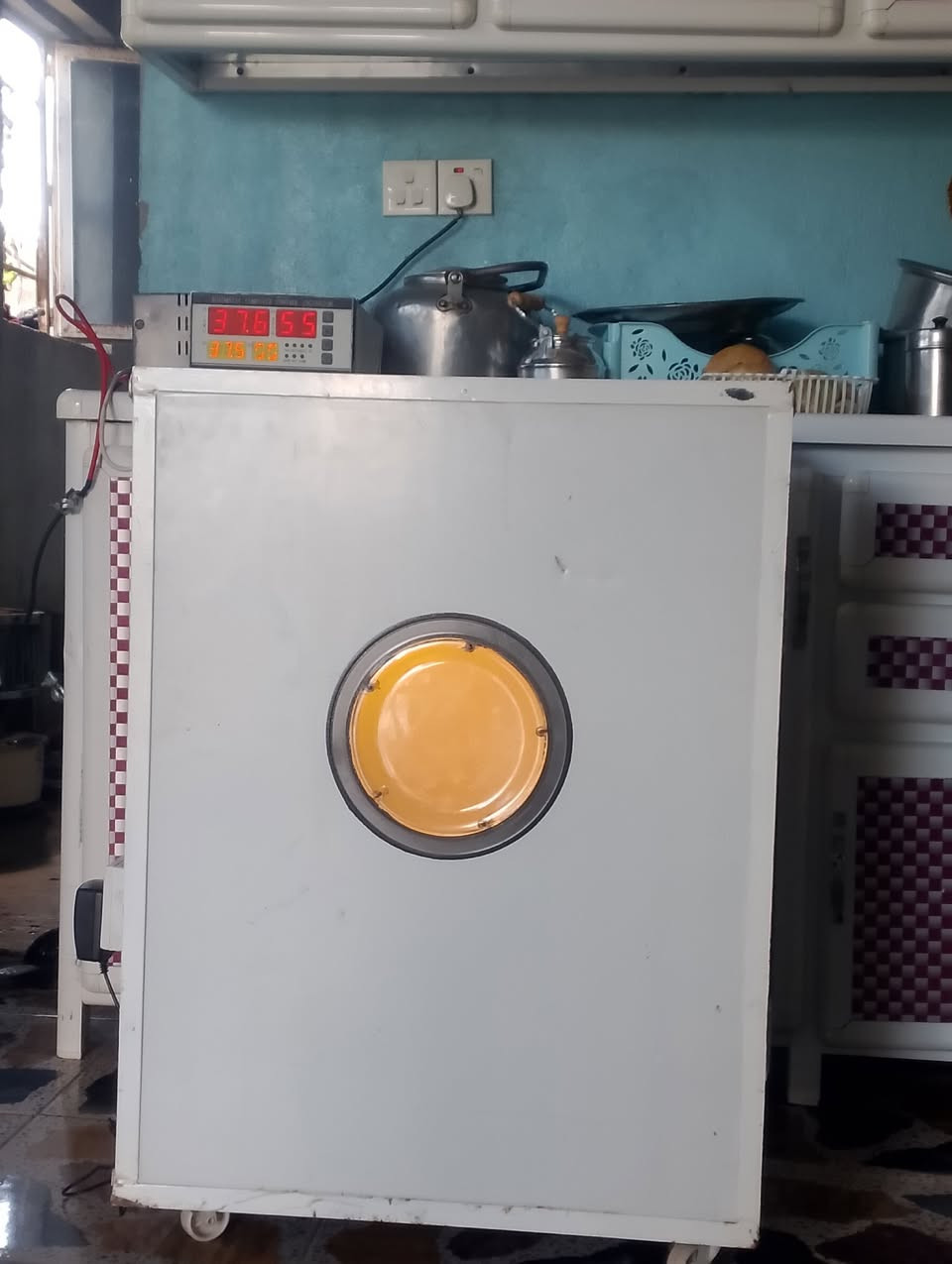 فقاسة • ١٥٠ بيضة • جلام البوعجيل