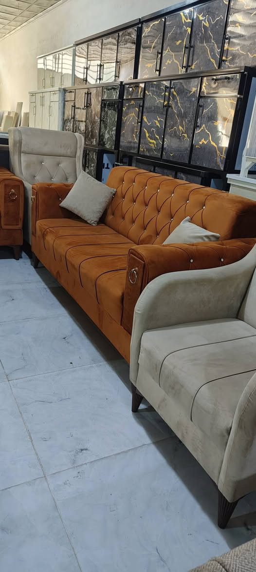 طخم مستعمل نضيف البيع السعر 350حي الاسره قرب مول ماشاءالله *********** كركوك, العراق
