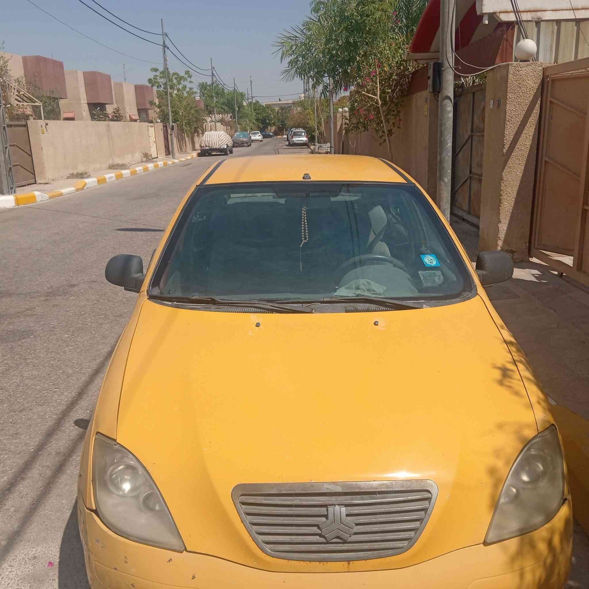 السياره الطيبة موديل ٢٠١٥ تخم تاير  محرك نضيف السعر ٣٥ وبيها مجال للاتصال ***********
