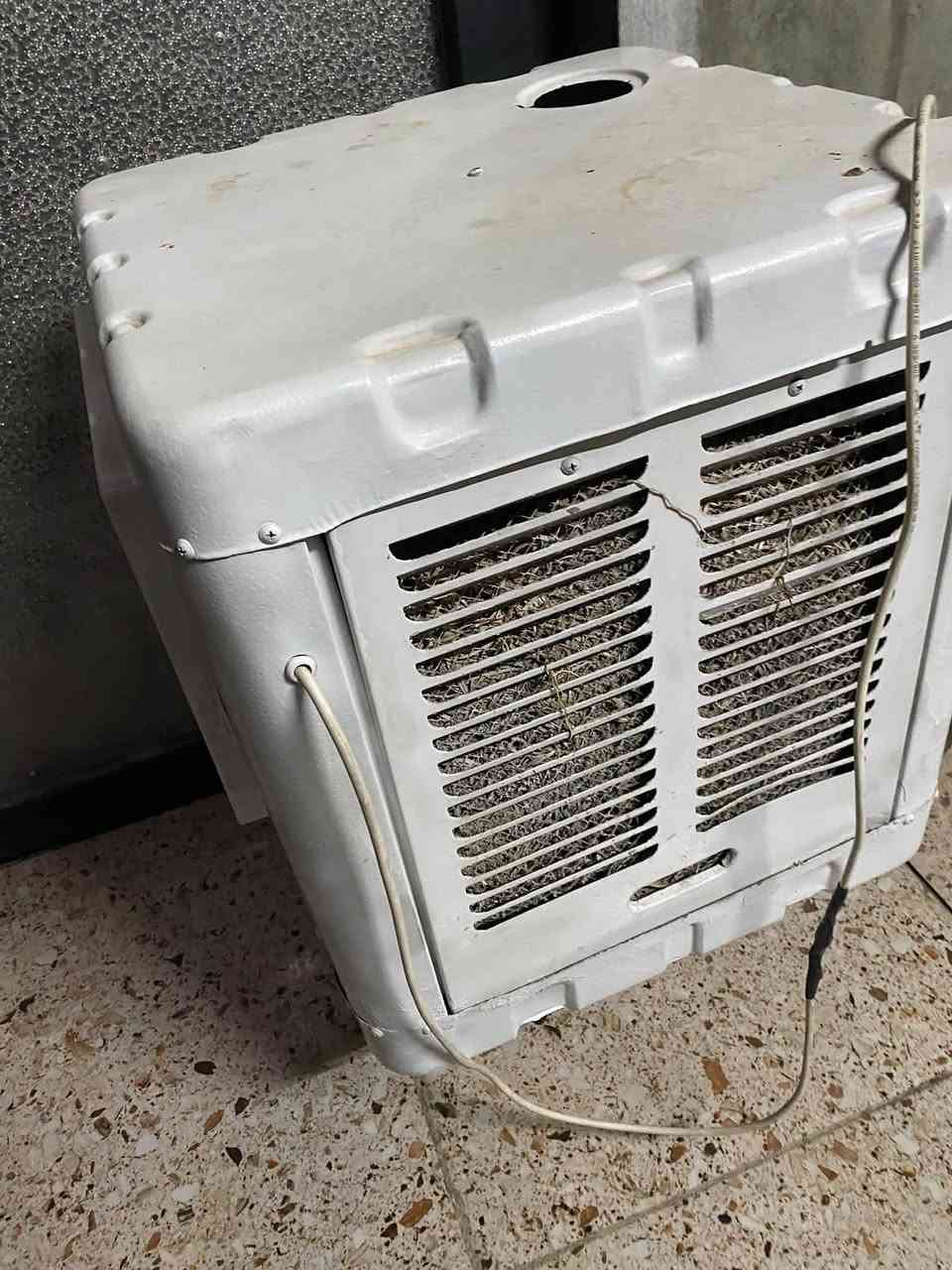 مبرده نظيف بس ماطوره ميشتغل
الي يريد يدخل خاص
