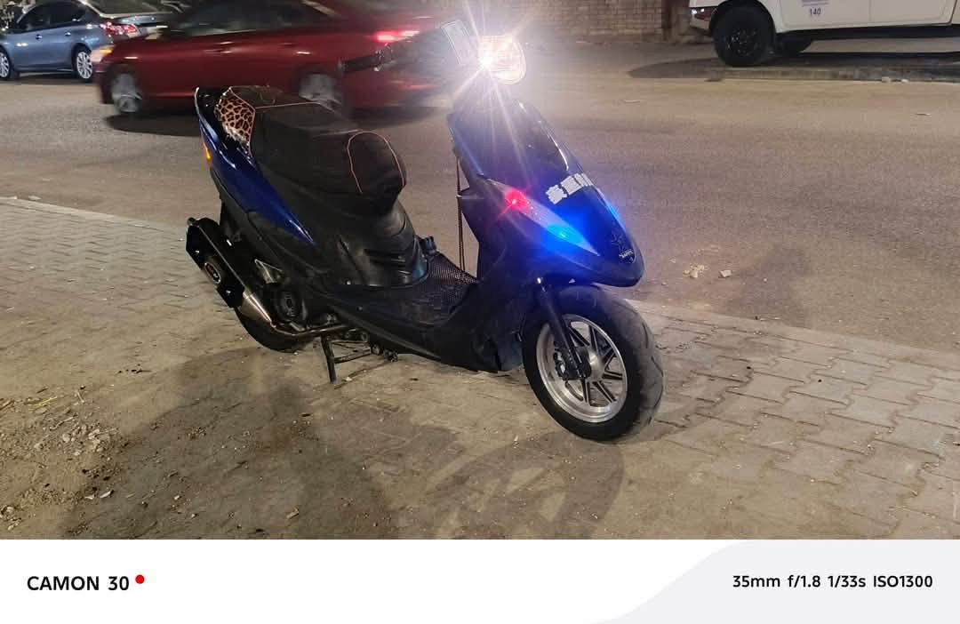ماكس عدله كلشي شغال نكره سلف 650وبيه مجال للشراي رقمي ‭***********‬

نص مكتوب في الصور:
- CAMON 30  35mm f/1.8 1/33s ISO1472
- CAMON 30 35mm f/1.8 1/33s ISO1085
- CAMON 30 35mm f/1.8 1/33s ISO1300
- CAMON 30 23mm f/1.8 1/33s ISO1056
- CAMON 30 • 35mm f/1.8 1/33s ISO2193