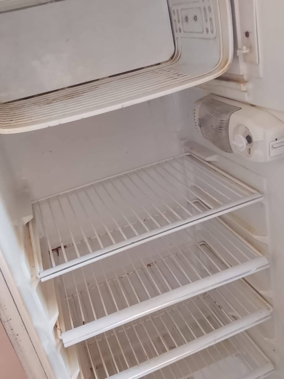 أغراض بيت للبيع شرط شغل ونظافه
الاستفسار عل خاص
