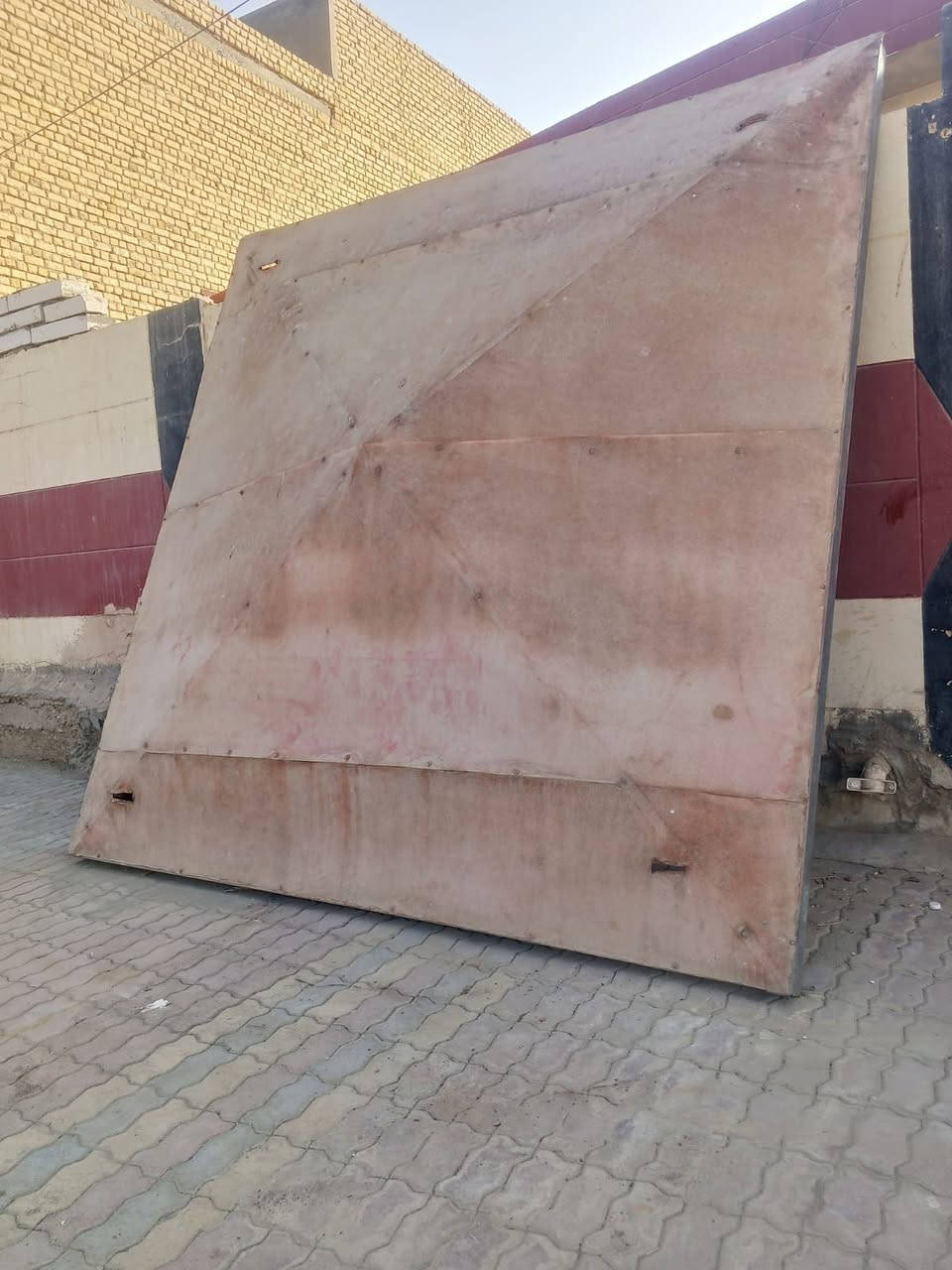 سقيفه • ٣×٣ • حديد ثقيل