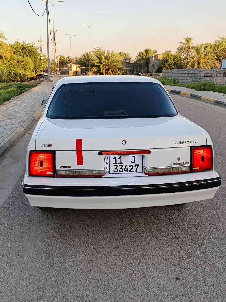 اولدز موبيل ١٩٩٠ سياره جديده بمعنه الكلمه  رقم بغداد مكينه وكير مكفول وحداديه شركه من دعاميه لدعاميه ماشيه ١٦٠ حقيقي لاتحوير ولاتبديل ولاتعمير مكان واسط  ***********
