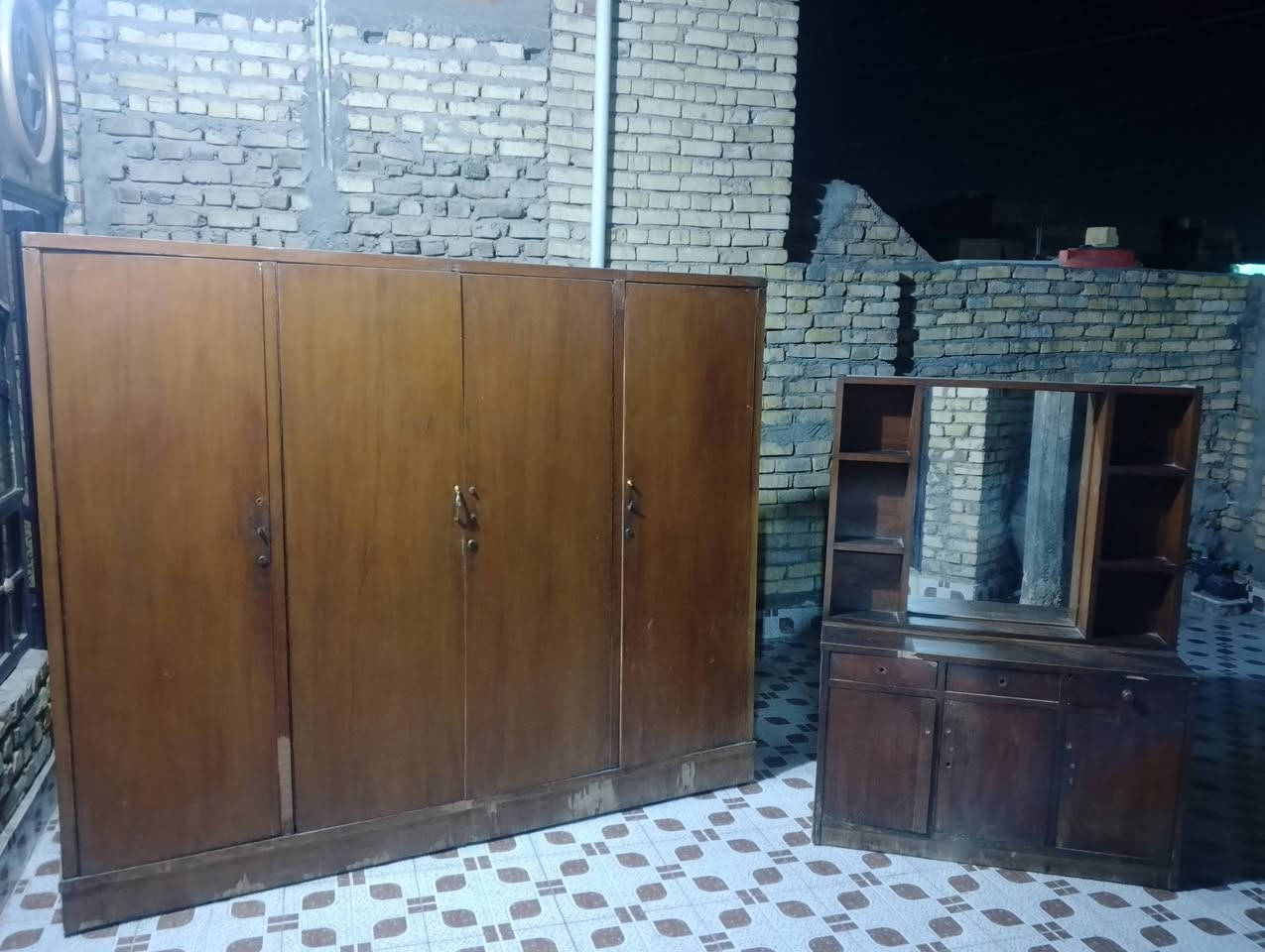 كنتور وميز البيع امناسبات مكاني طشاش ***********
