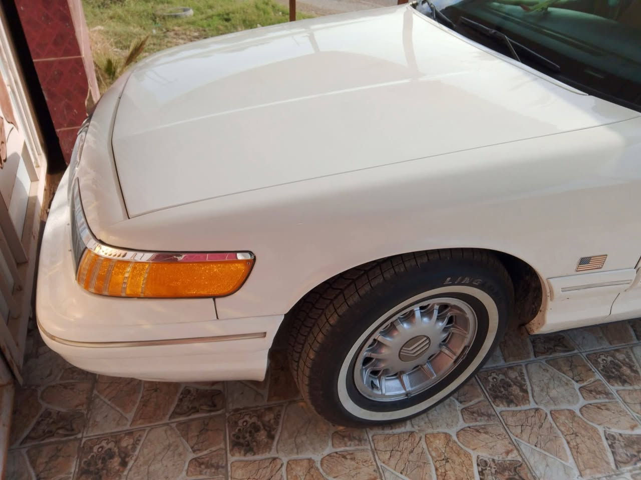 فورد ميركوري كراند ماركيز موديل ١٩٩٥للبيع اومراوس سياره جاهزه ومكفوله كير مكينه تبريد فرشه داخل وفرشه صندوك كلها تمام رقم بغداد سنويه لل٢٩مكاني ديالى شهربان سعر ٧٥ورقه وبيها مجال 
سياره جناي  ***********
