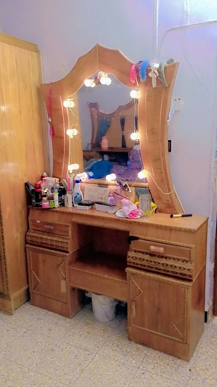 غرفه للبيع اخت جديده اي شخط مابيه السعر خاص ***********
