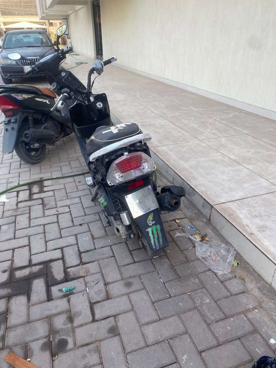 مكان عامرية جاهزة دراجة سعر 400 وبيهة مجال ***********
