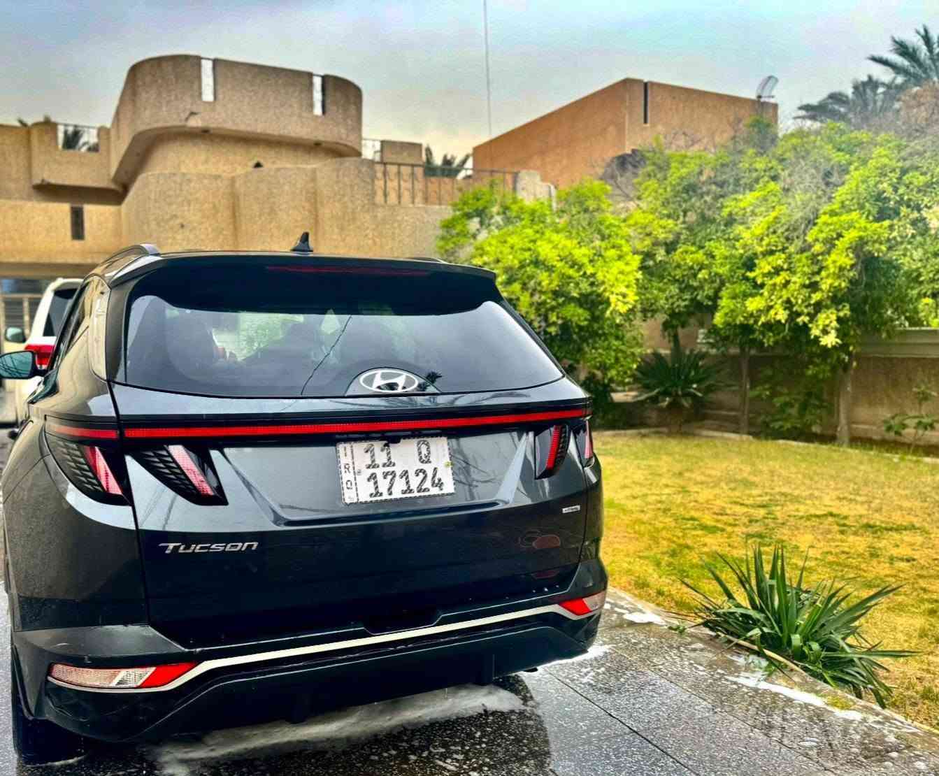 السلام عليكم 
توسان 2023 للبيع وارد امريكي حادثها بالصور والسعر 175 وبيها مجال بسيط 
رقمي ***********
