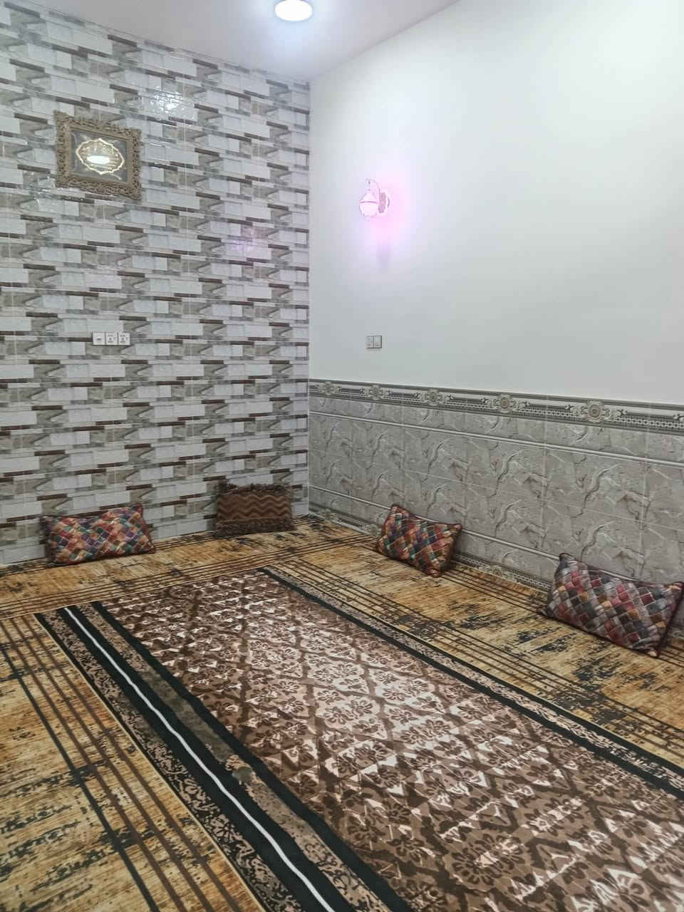 بيت للبيع 100 امامي بناء جديد كونكريت طابق واحد نهايه شارع ابو لبنان حي الكرامه مقاطعه 24 السعر 98
