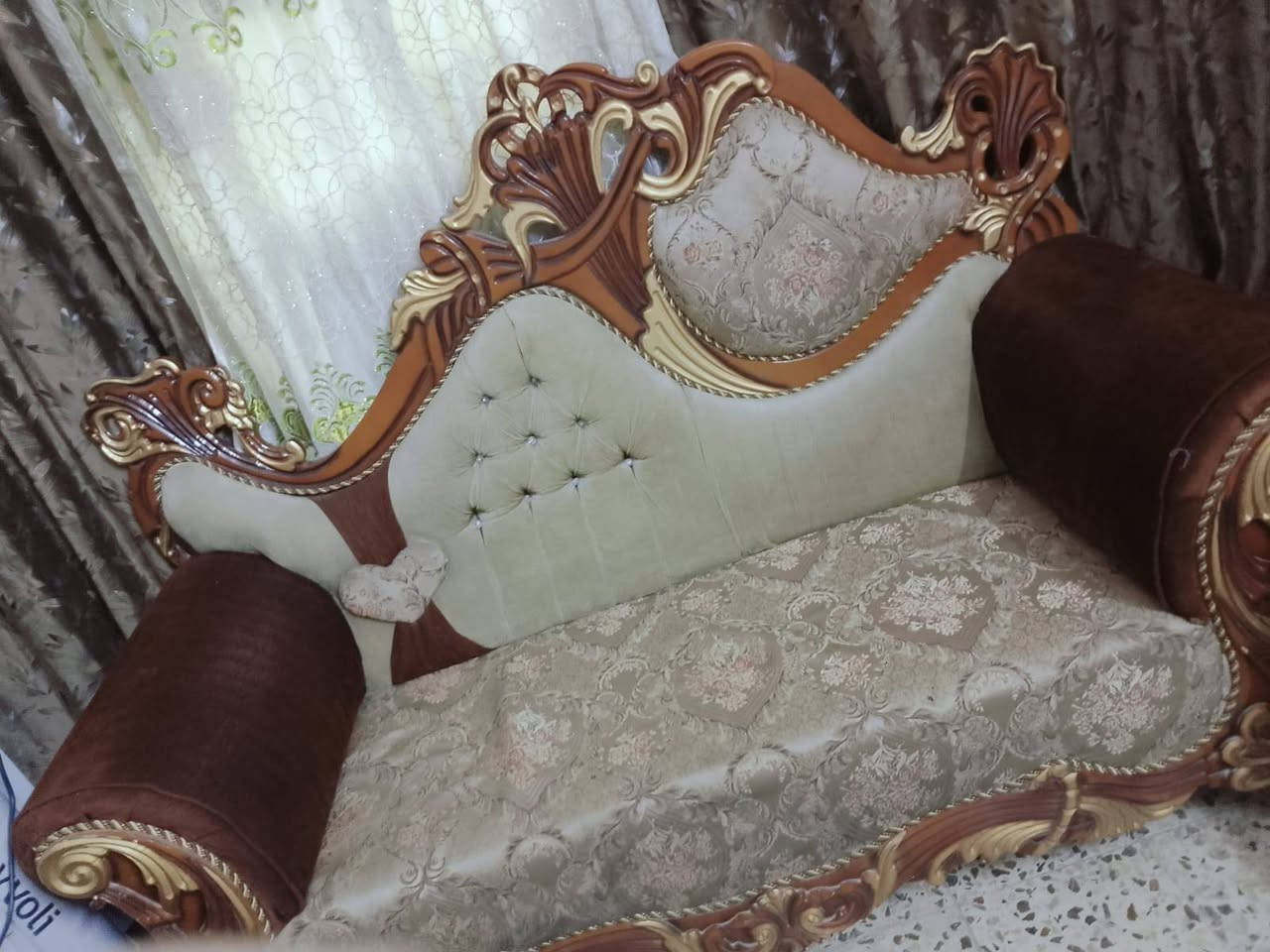 سلام عليكم مكلف بالنشر قنفات للبيع للاستفسار على هذا الرقم *********** واتساب
