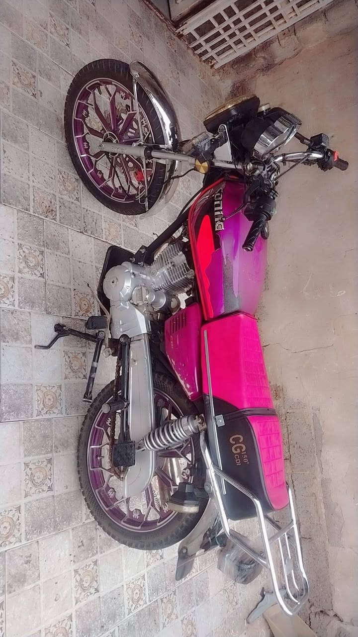 منفيس • ٢٠٠ • ٢٠٢٤